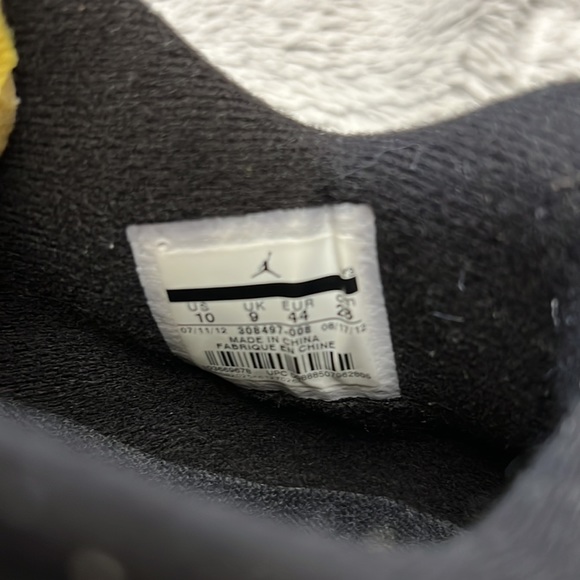 Air Jordan 4 Retro “thunder” sneakers 2012 size 10 - Picture 7 of 12